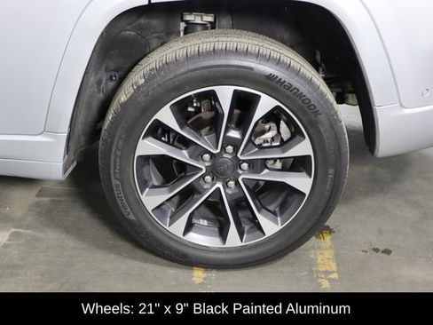 Used 2025 Jeep Grand Cherokee Summit AWD/4WD image 55