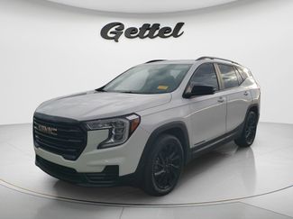 Used 2024 GMC Terrain SLE w/ Driver Convenience Package FWD video 1