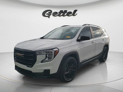 Used 2024 GMC Terrain SLE w/ Driver Convenience Package