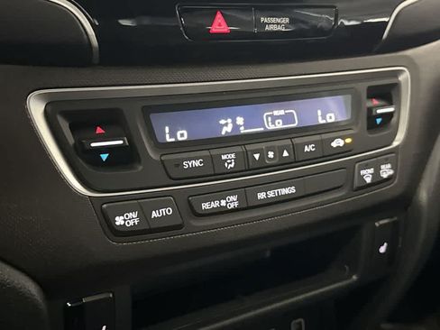 Used 2023 Honda Passport TrailSport image 19