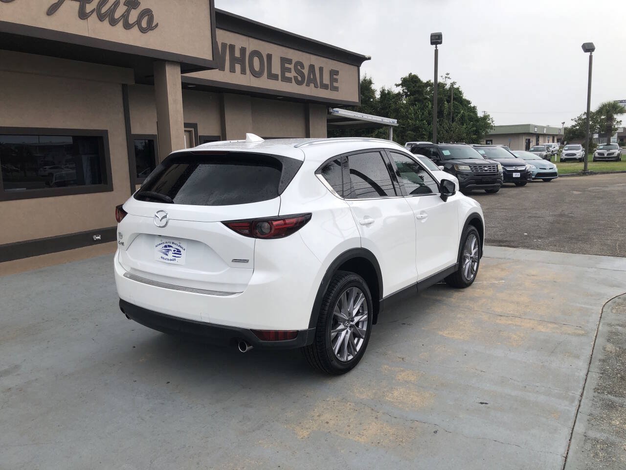 Used 2019 MAZDA CX-5 Grand Touring w/ GT Premium Package FWD image 2
