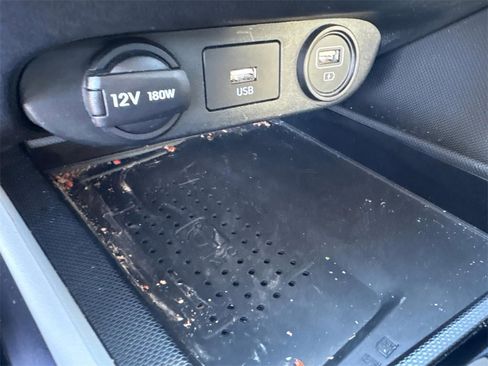 Used 2023 Hyundai Elantra Limited w/ Cargo Package image 24