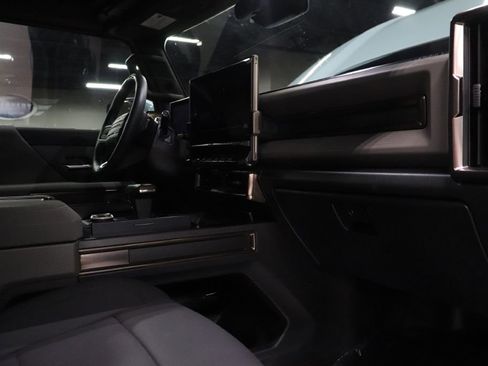 Used 2025 GMC Hummer EV 3X w/ LPO, Cargo Utility Package image 36