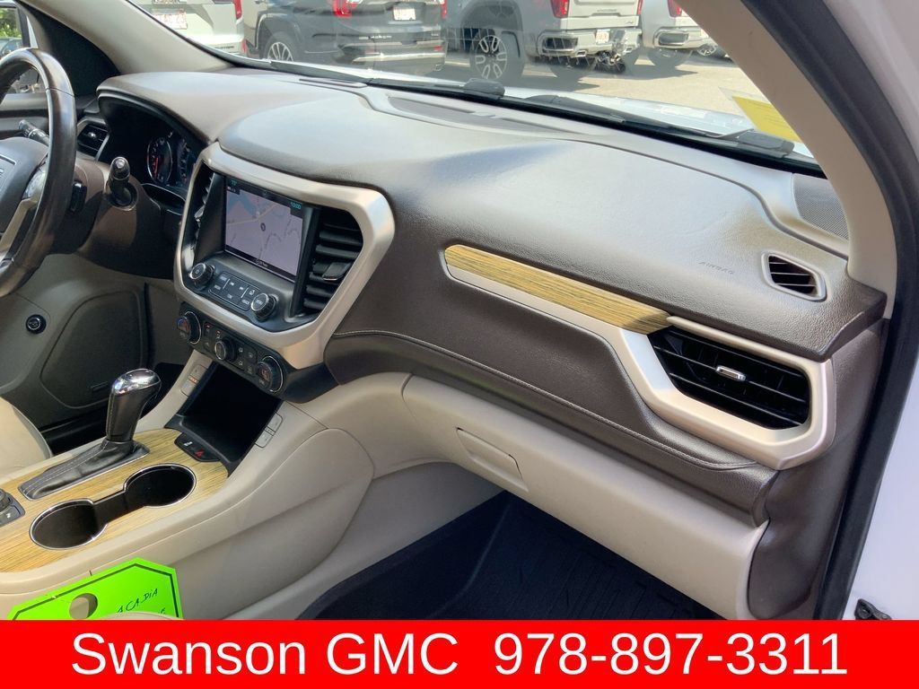Certified 2019 GMC Acadia Denali w/ Technology Package AWD/4WD image 30
