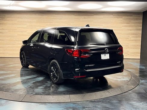 Used 2024 Honda Odyssey Sport image 15
