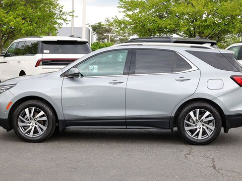 Used 2023 Chevrolet Equinox Premier FWD image 31