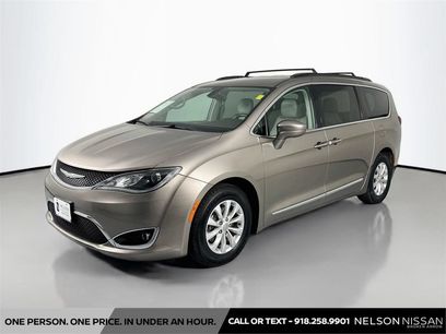 Used 2017 Chrysler Pacifica Touring-L