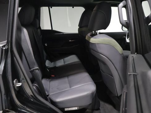 Used 2024 Lexus GX 550 image 20