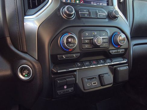 Used 2022 Chevrolet Silverado 2500 LTZ w/ Z71 Off-Road Package image 18