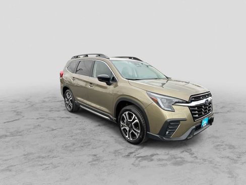 Used 2024 Subaru Ascent Limited w/ Technology Package image 2