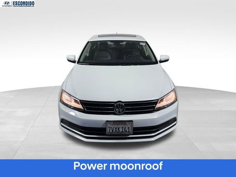 Used 2016 Volkswagen Jetta SEL FWD image 8