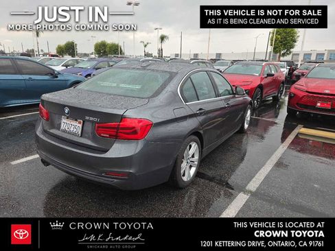 Used 2018 BMW 330i Sedan image 2