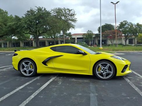 Used 2020 Chevrolet Corvette Stingray Premium Cpe w/ 3LT Preferred Equipment Group RWD image 4