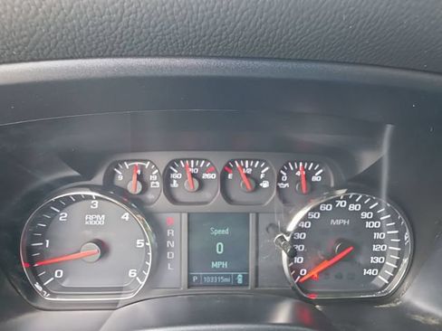 Used 2018 Chevrolet Silverado 1500 W/T AWD/4WD image 18