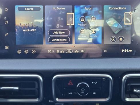 New 2026 Nissan Sentra SR FWD image 15