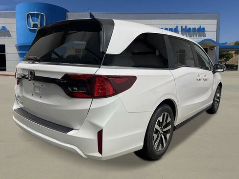 New 2026 Honda Odyssey EX-L image 5