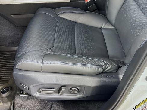 New 2026 Toyota Tundra Platinum AWD/4WD image 18