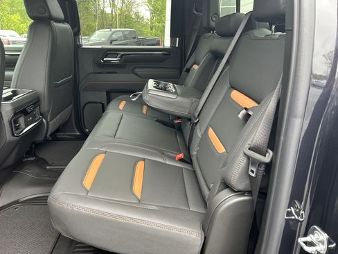 New 2026 GMC Sierra 2500 AT4 w/ AT4 Premium Plus Package AWD/4WD image 23
