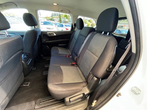 Used 2017 Nissan Pathfinder SV w/ Trailer Tow Package image 16