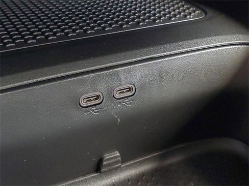 New 2025 Chevrolet Blazer EV LT image 29