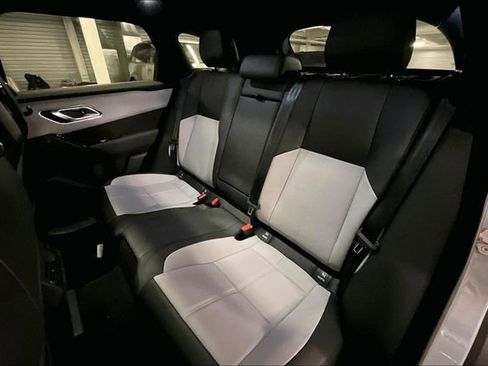 New 2026 Land Rover Range Rover Velar Dynamic SE image 9