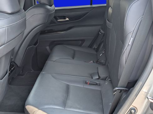 Used 2023 Lexus LX 600 4WD w/ Appearance Package image 14