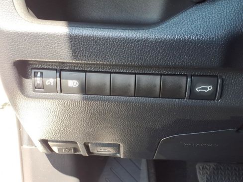 Used 2023 Toyota RAV4 XLE Premium FWD image 32