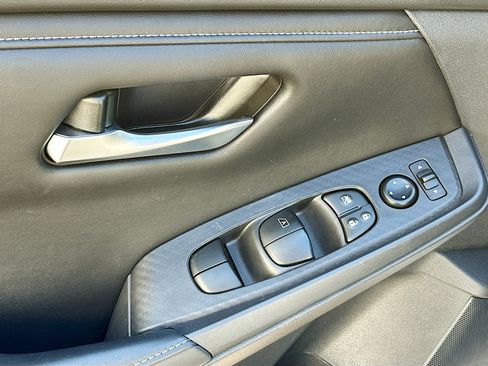 Used 2024 Nissan Sentra SV w/ All-Weather Package image 15