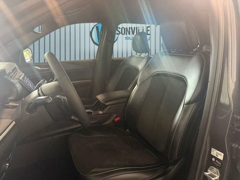 Used 2024 Jeep Grand Cherokee Altitude AWD/4WD image 21