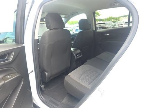 Used 2023 Chevrolet Equinox LT AWD/4WD image 28