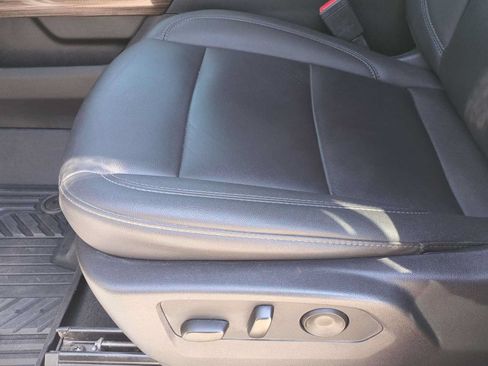 Used 2026 Chevrolet Silverado 1500 LT AWD/4WD image 19