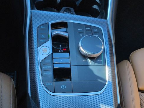 Certified 2024 BMW 330i Sedan w/ M Sport Package image 26