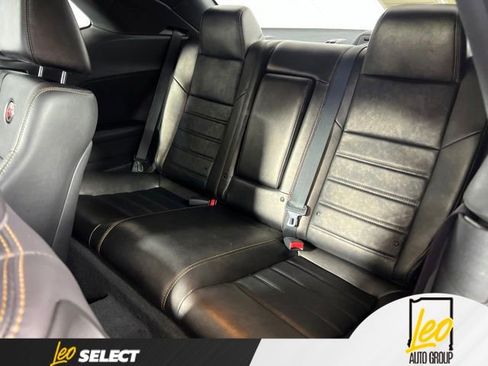 Used 2014 Dodge Challenger SXT RWD image 12