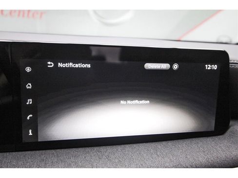 Used 2025 Nissan Kicks SV image 22