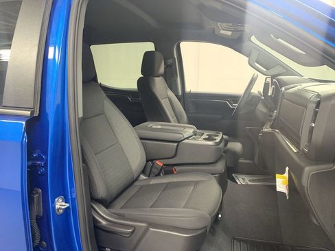 Used 2023 Chevrolet Silverado 1500 LT AWD/4WD image 23