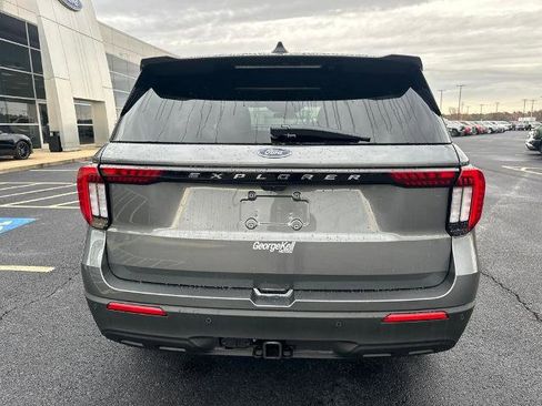 New 2026 Ford Explorer Active image 23