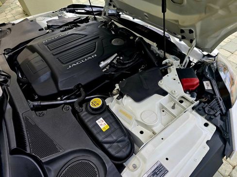 Used 2016 Jaguar F-TYPE R image 63