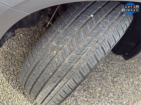 Used 2024 Volkswagen Taos SE image 10