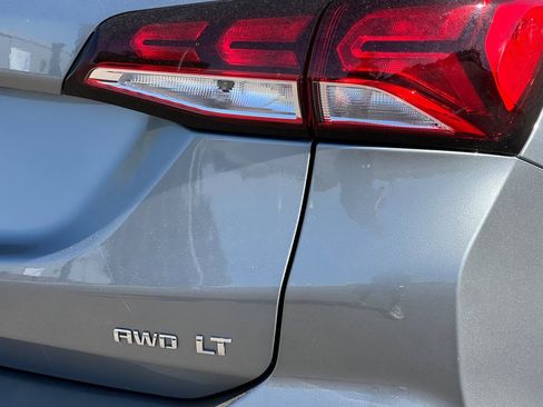 Used 2024 Chevrolet Equinox LT image 23