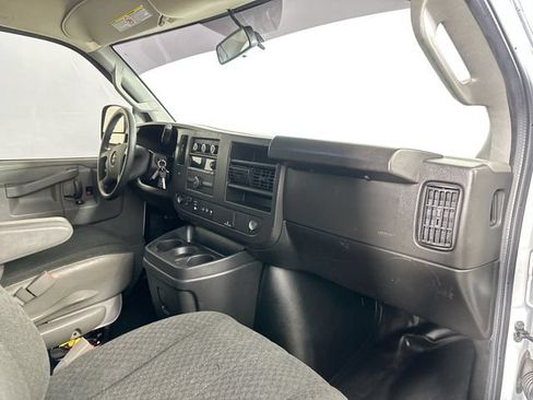 Used 2022 GMC Savana 2500 w/ Driver Convenience Package RWD image 25