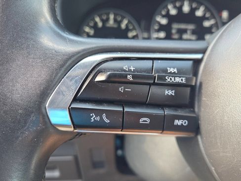 Used 2024 MAZDA MAZDA3 s FWD image 26