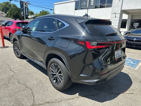 Used 2023 Lexus NX 250 FWD image 4