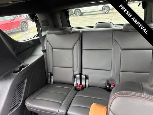 Used 2023 Chevrolet Tahoe High Country AWD/4WD image 11
