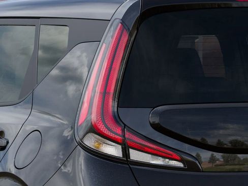 New 2025 Kia Soul LX image 11