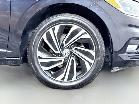 Used 2019 Volkswagen Jetta SEL Premium image 41