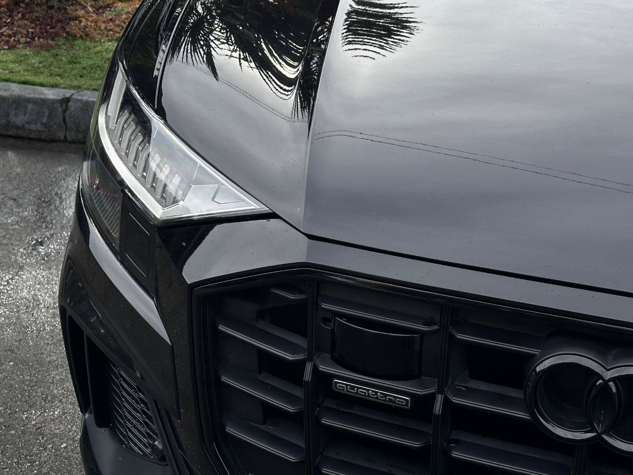 Used 2019 Audi Q8 Prestige w/ Luxury Package AWD/4WD image 46