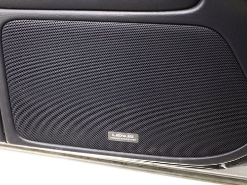 Used 2013 Lexus LS 460 AWD w/ Comfort Pkg image 20