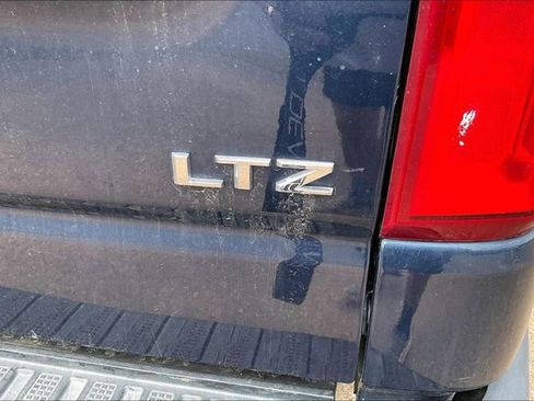 Used 2022 Chevrolet Silverado 1500 LTZ image 22