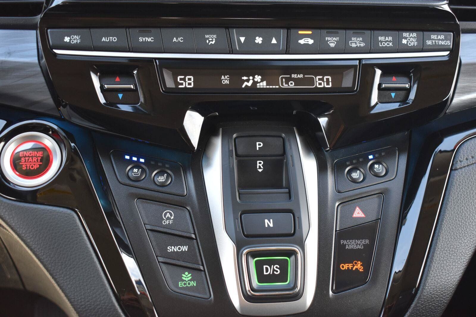 Used 2025 Honda Odyssey Elite image 6