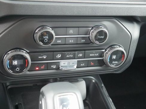 New 2025 Ford Bronco Big Bend image 20